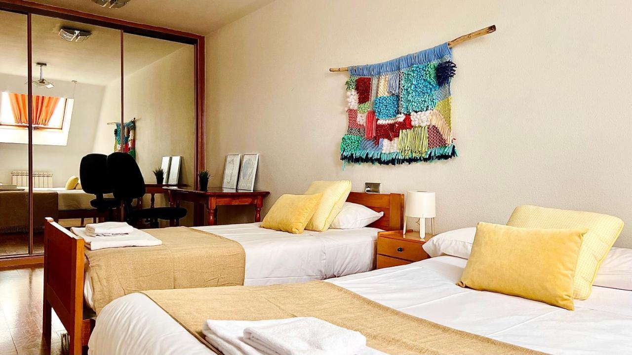 Housingleon - Conde Duplex Con Garaje Gratuito Apartment Exterior photo